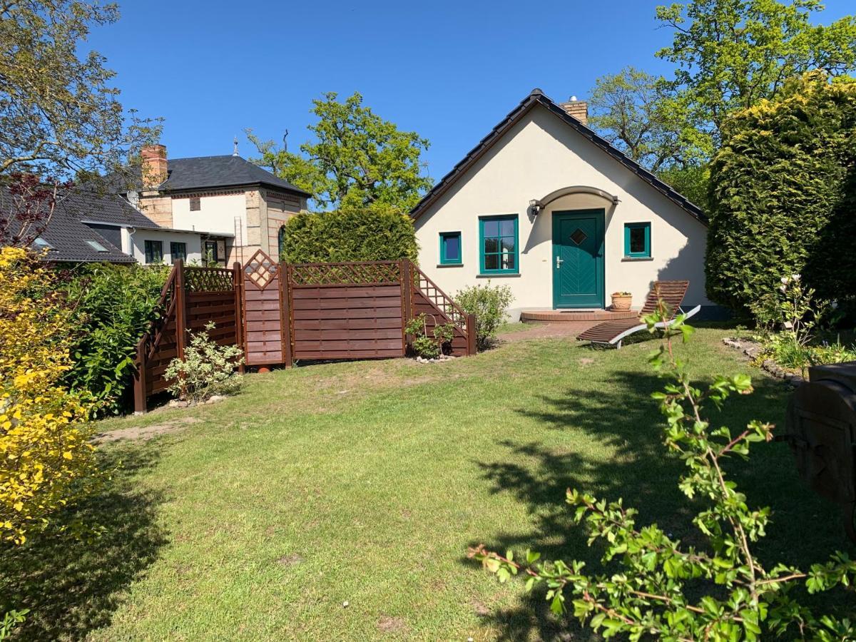 „Rentmeisterhaus Basedow“ Basedow  ภายนอก รูปภาพ